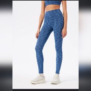 Outdoor voices Free form blue leggings
